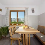 Apartment Moos *